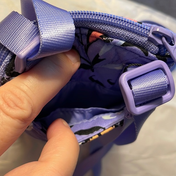 Vera Bradley RFID Mini Cellphone Crossbody NWT - Picture 6 of 8